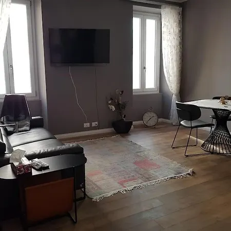 Still Und Stilvoll Im Stadtzentrum Apartman *