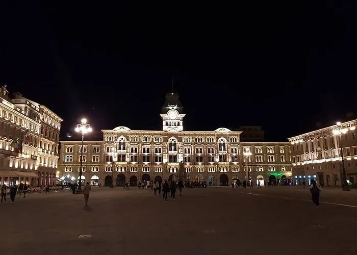 Still Und Stilvoll Im Stadtzentrum Apartment Trieste